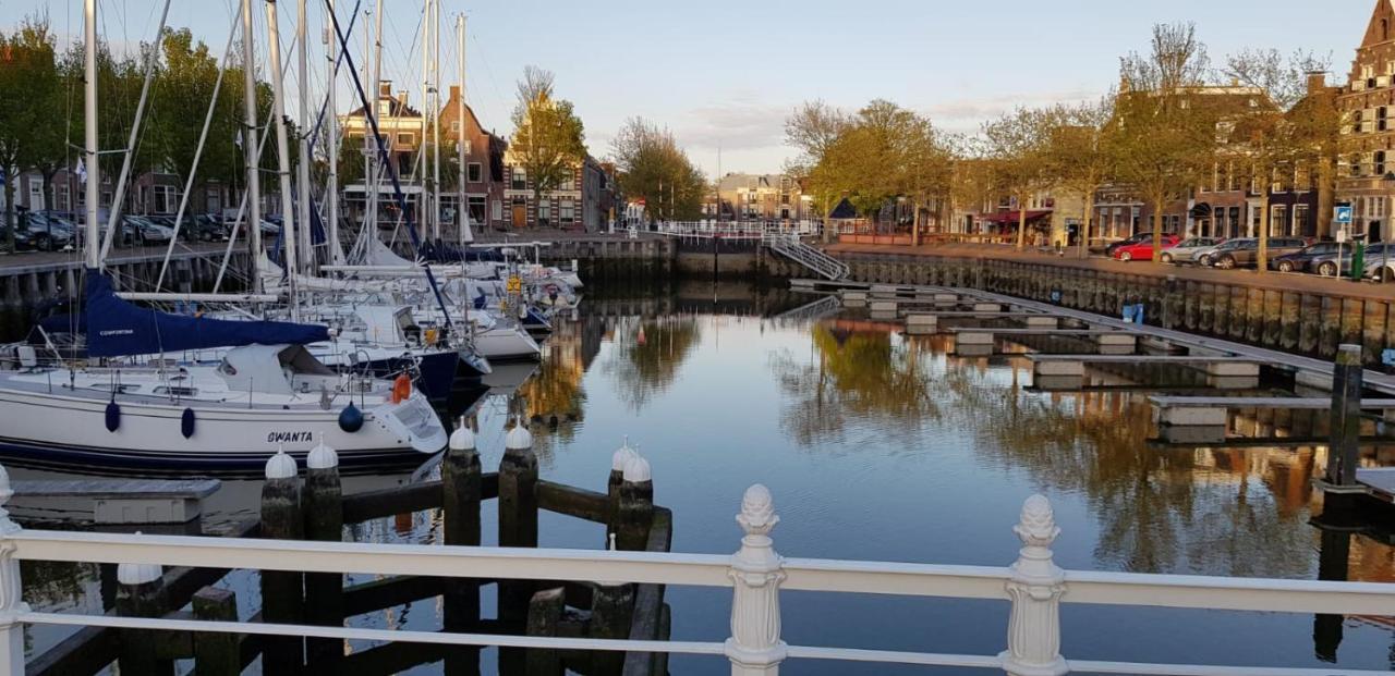 Hotel Restaurant 'T Heerenlogement Harlingen Exterior photo